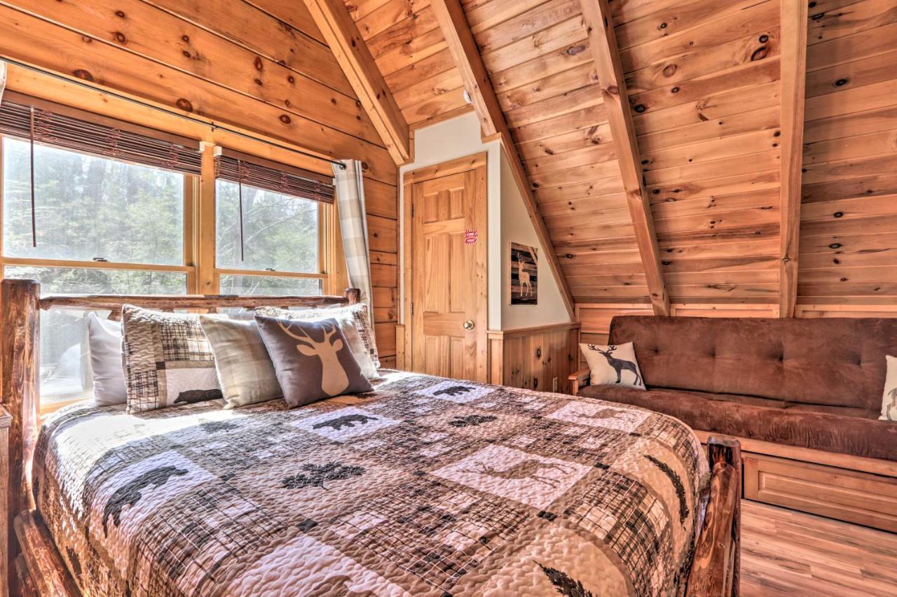 Cozy Cabin With Hot Tub In The Heart Of Pigeon Forge Villa Exterior photo