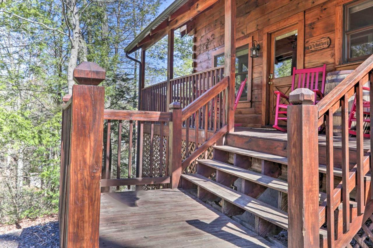 Cozy Cabin With Hot Tub In The Heart Of Pigeon Forge Villa Exterior photo